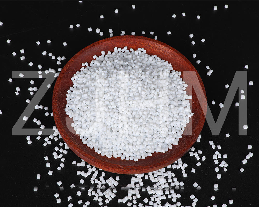 PET CZ-328/CZ-328A polyester chip (PET) granules use a small hollow, special material for beverage bottles